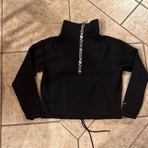 Nike black dri-fit half zipper sweatshirt